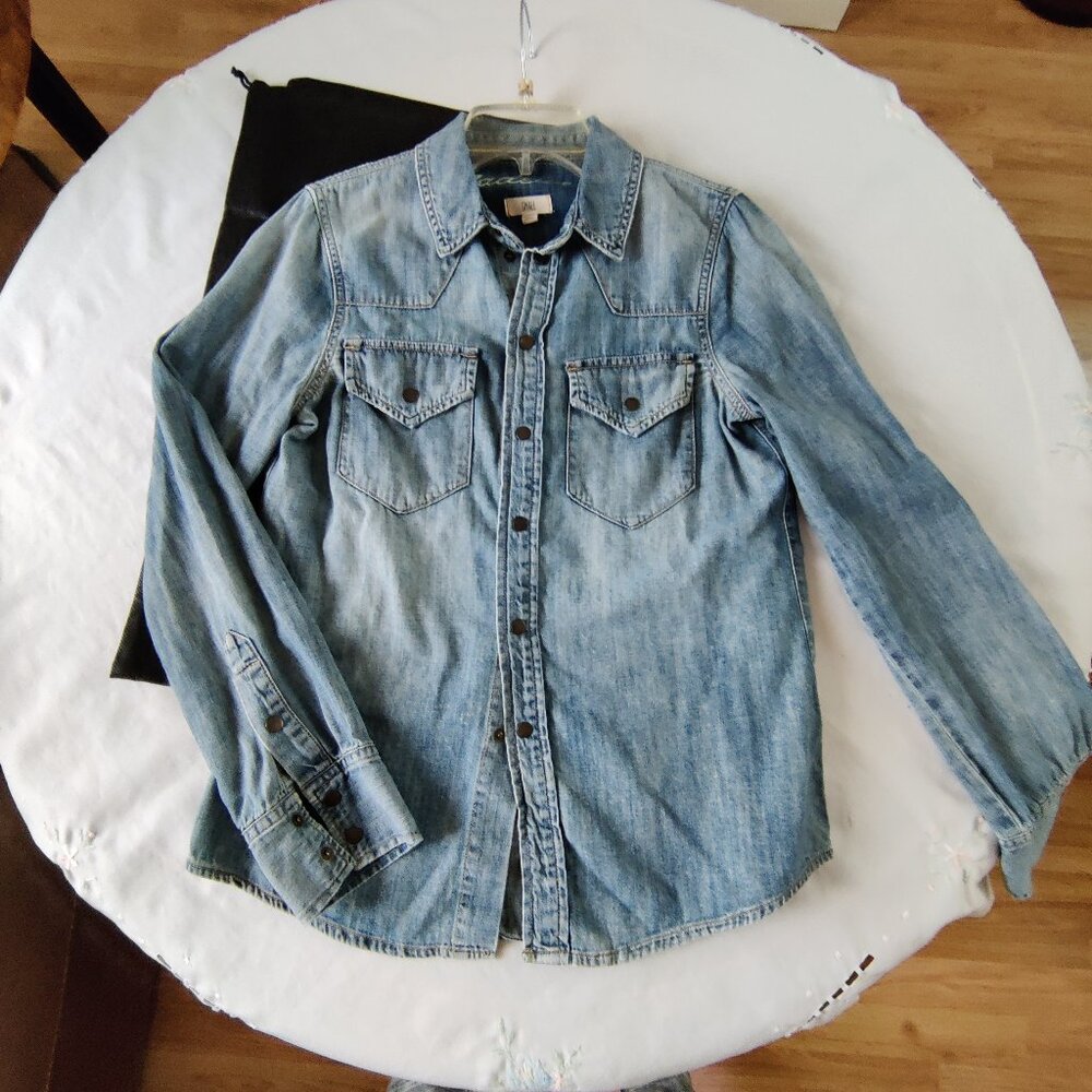 Madewell SZ-S Blue Denim Button Down Soft Cotton Shirt